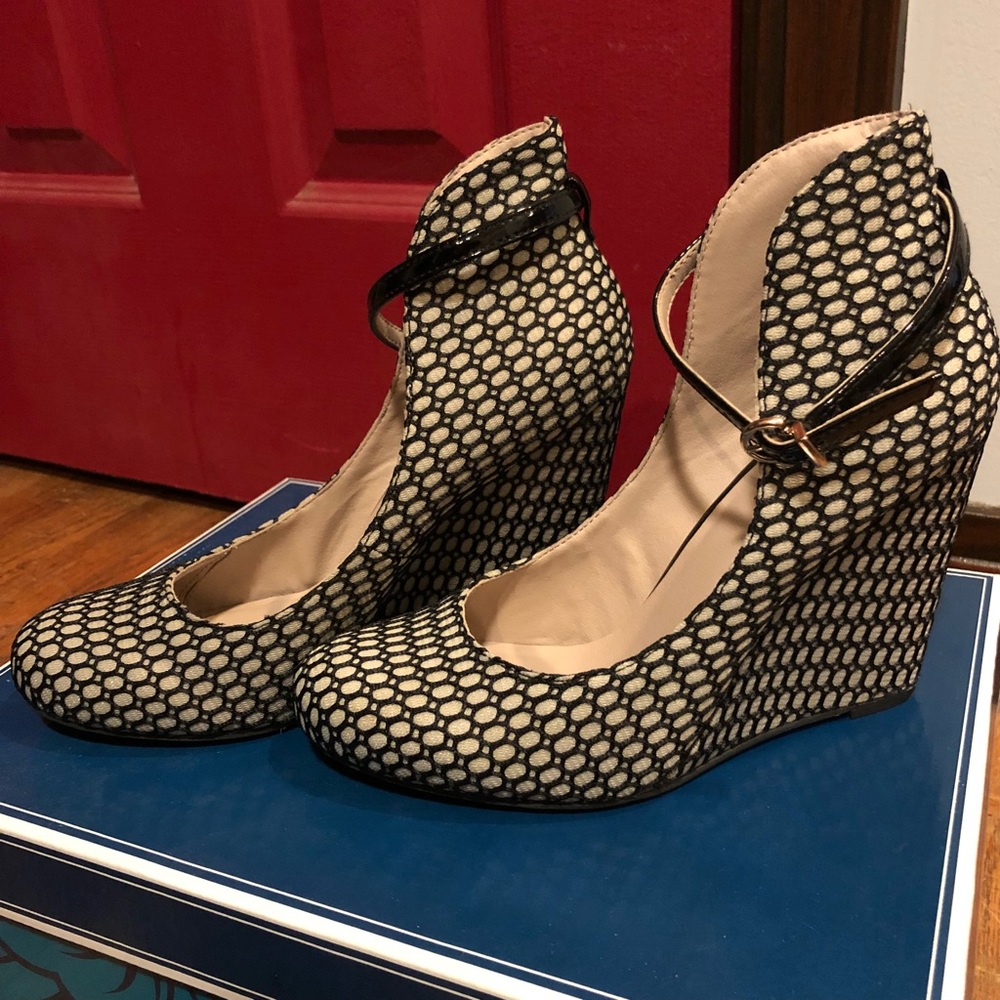 Seychelles Wedges